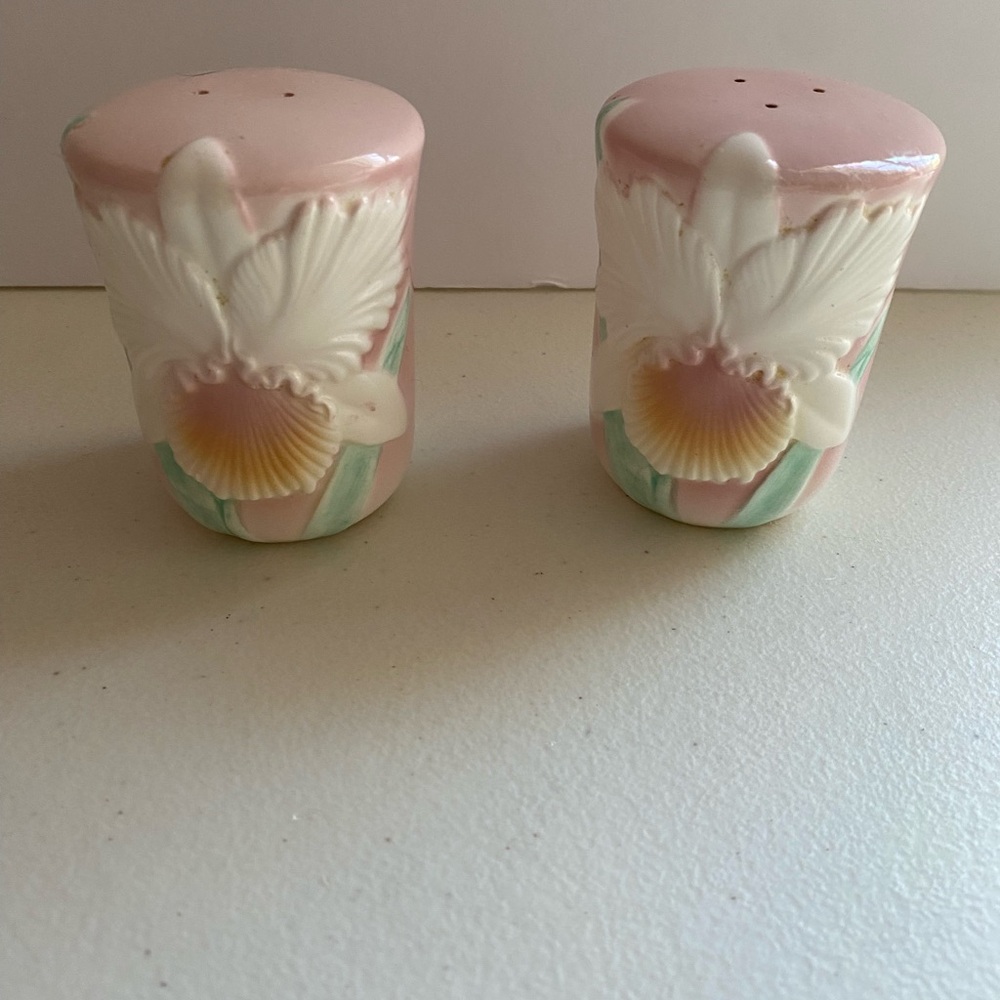 Vintage Otigari Salt Pepper Shakers Fiji Orchid Floral Japan Pink White Green - Picture 3 of 9